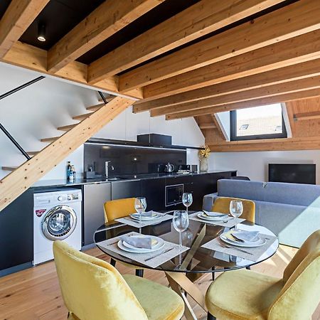 Downtown Duplex W/ Amazing Terrace By Lovelystay Porto Exterior foto