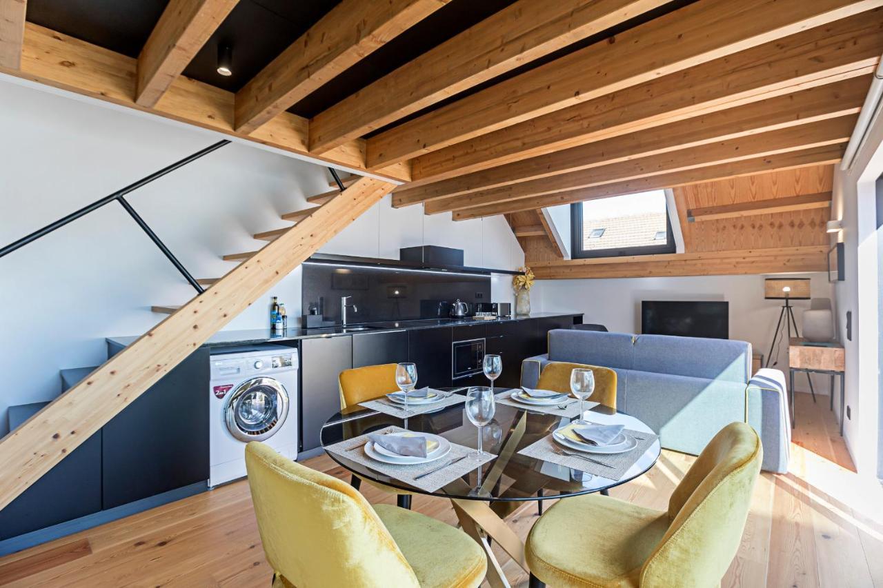 Downtown Duplex W/ Amazing Terrace By Lovelystay Porto Exterior foto